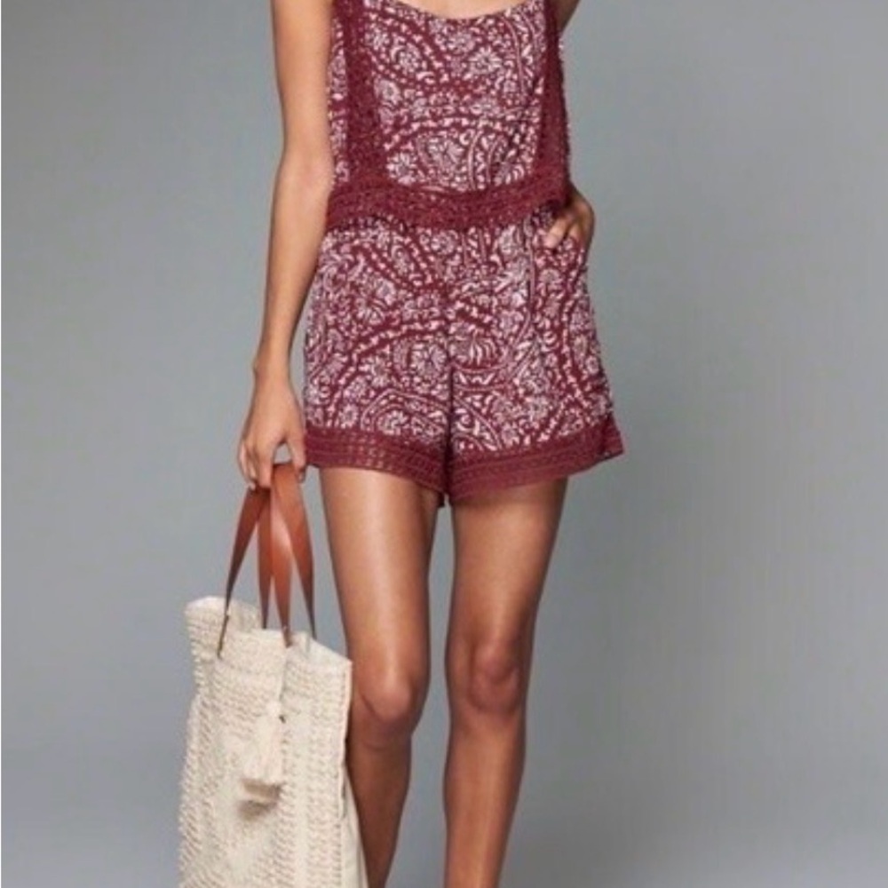 Abercrombie & Fitch Boho Floral Lace Trim Romper Burgundy White Size M NWOT